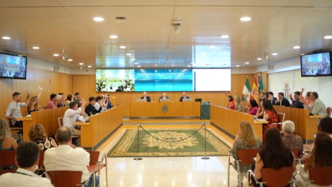 Una imagen del Pleno del 31 de julio, en el que se aprobó este instrumento de cooperación con los ayuntamientos en materia de VPO.