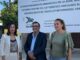 La diputada de Cohesión Territorial junto al alcalde de Santiponce y la edil de Desarrollo Local y Urbanismo, entre otras áreas.
